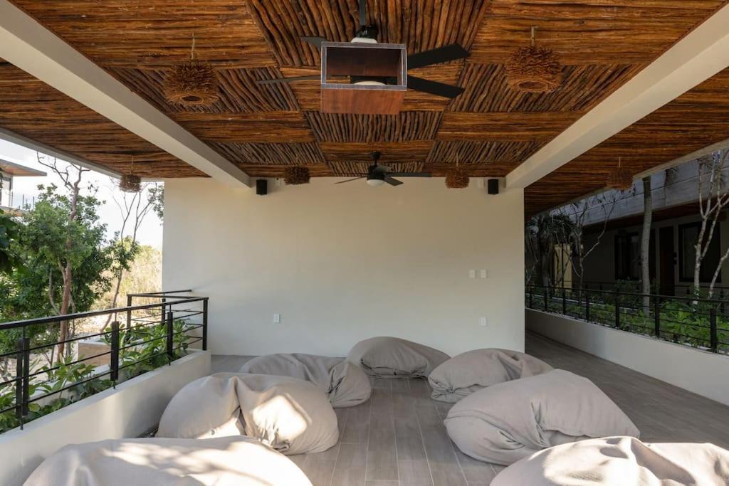 Apartment New 2 Bed And Bath - - Views To The Jungle