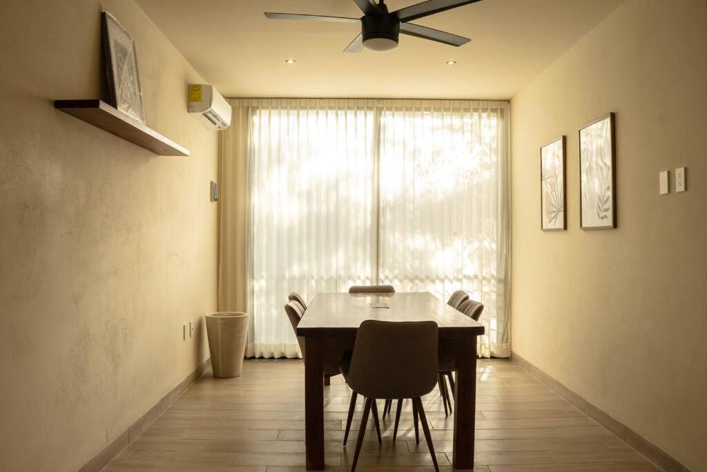 New 2 Bed And Bath - - Views To The Jungle *
